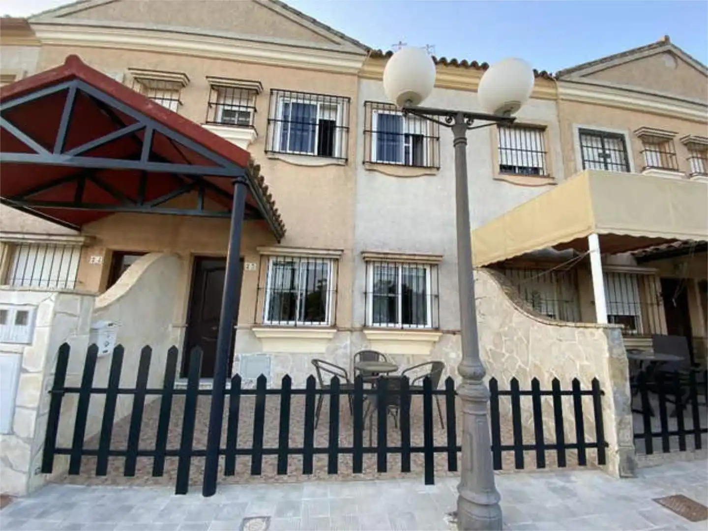 Vista exterior de Casa o chalet de alquiler en Arcos de la Frontera con Terraza
