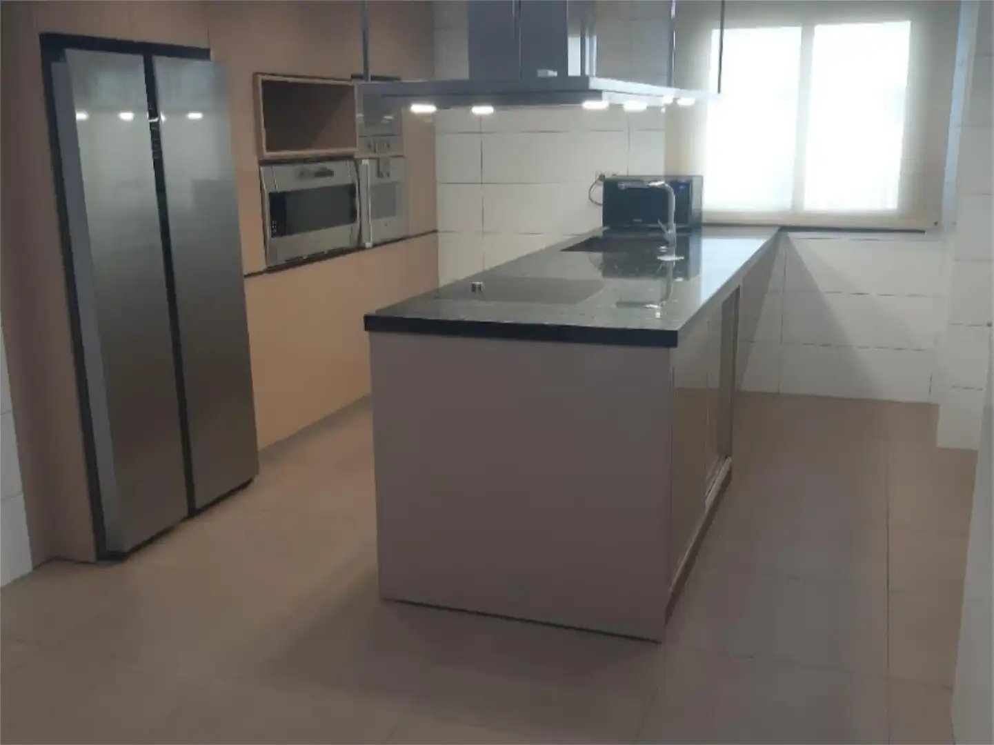 Cocina de Dúplex en venta en Majadahonda con Aire acondicionado y Piscina
