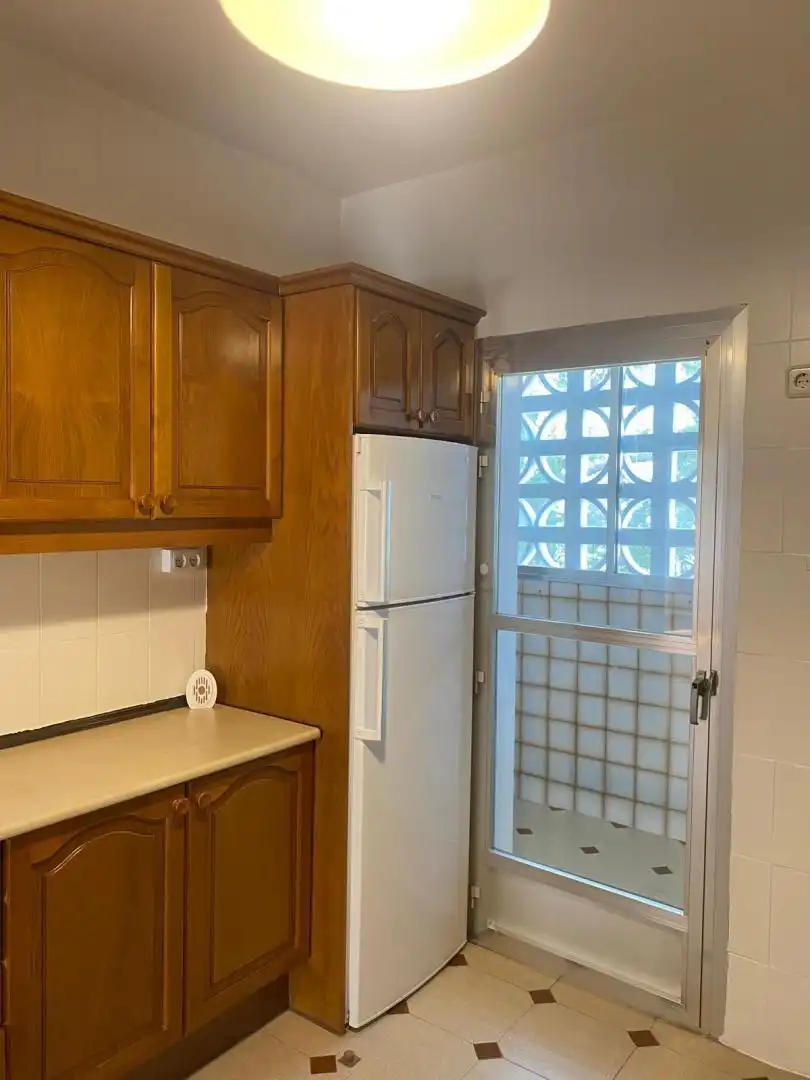 Cocina de Piso de alquiler en Toledo con Calefacción, Jardín privado y Parquet