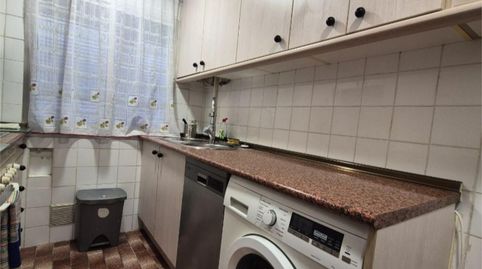 Photo 3 of Flat for rent in Calle de Los Mesejo, 15, Adelfas, Madrid Capital