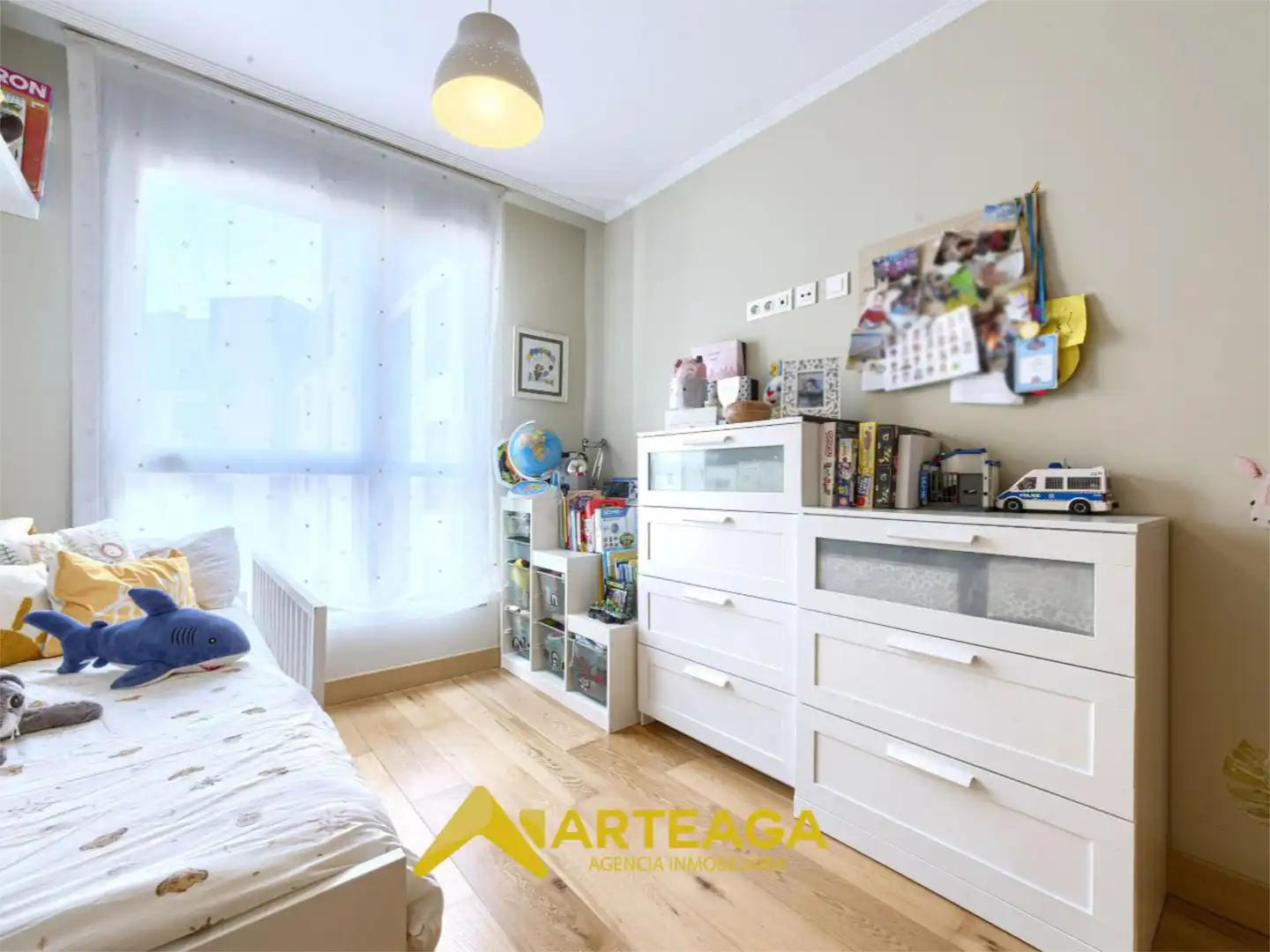 Wohnung zum Verkauf in Altos Hornos de Vizcaya Hiribidea, 2-a, Rontegui - Pormetxeta Schlafzimmer von Wohnung zum Verkauf in Barakaldo