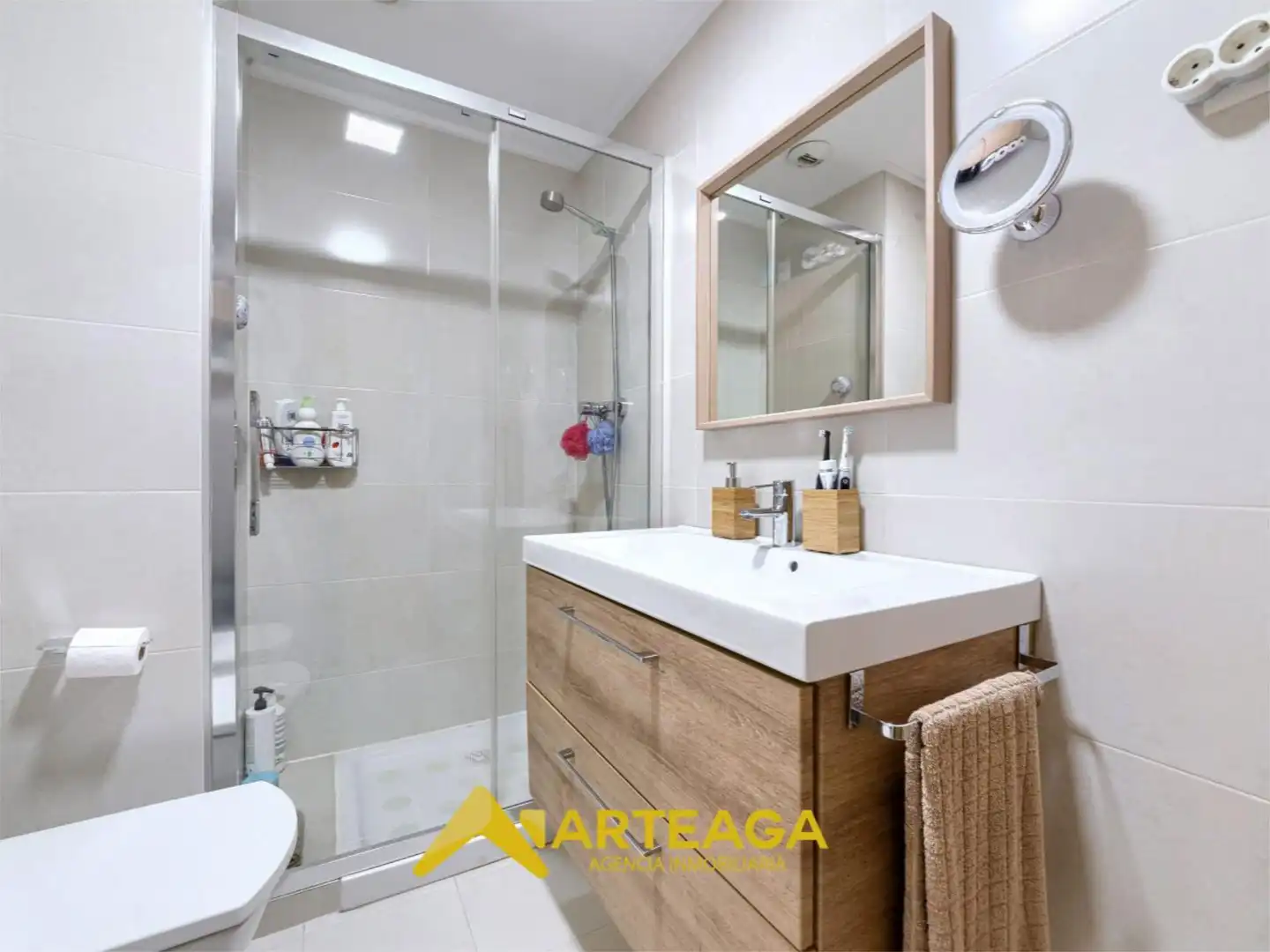 Wohnung zum Verkauf in Altos Hornos de Vizcaya Hiribidea, 2-a, Rontegui - Pormetxeta Badezimmer von Wohnung zum Verkauf in Barakaldo