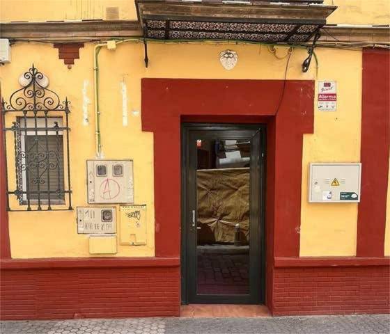 Local comercial en Alquiler en Feria