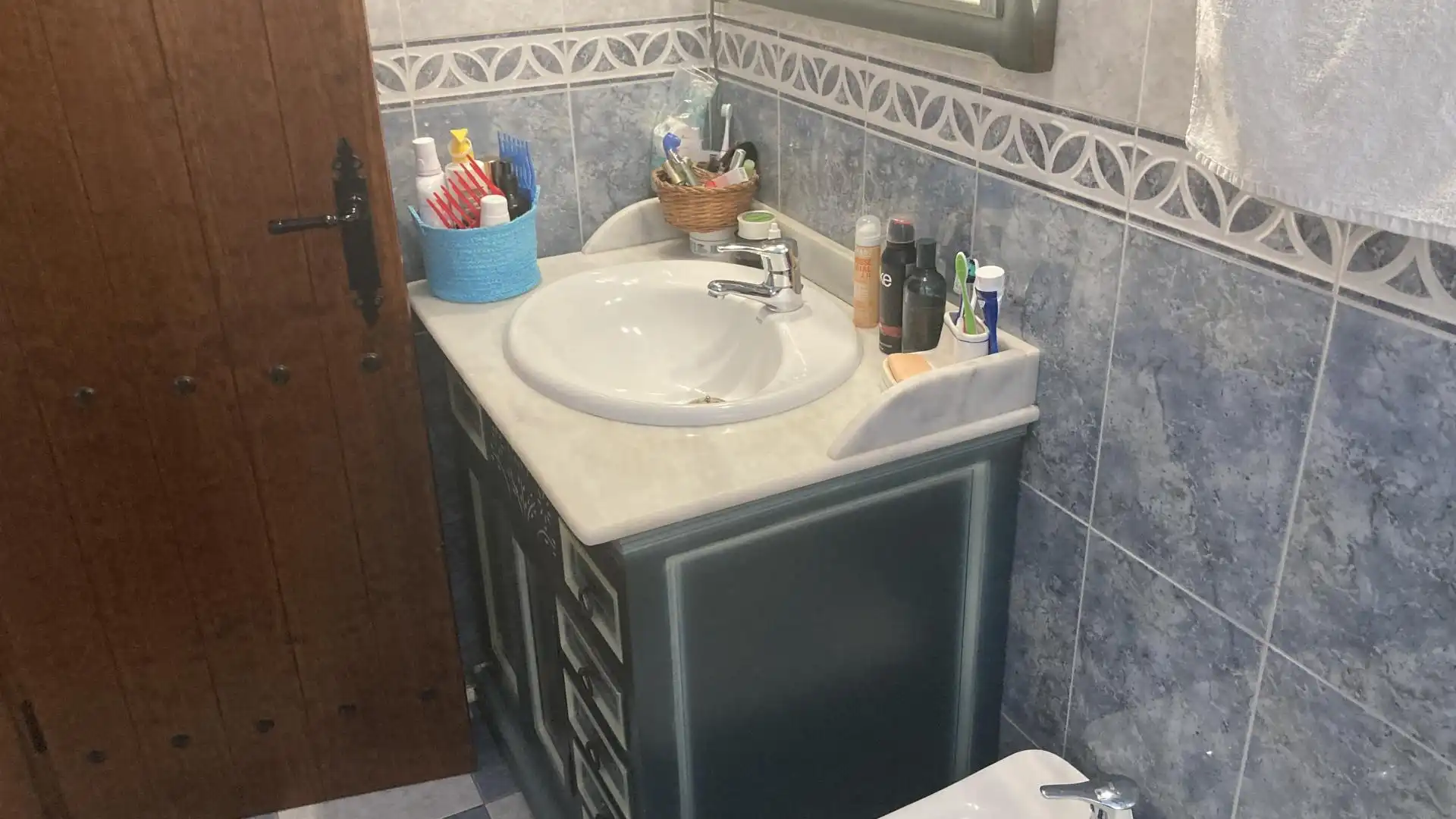 Attic for sale in Calle Plomo, 2, Martín Carpena - Torre del Río Bathroom of Attic for sale in Málaga with Air Conditioner, Terrace and Storage room