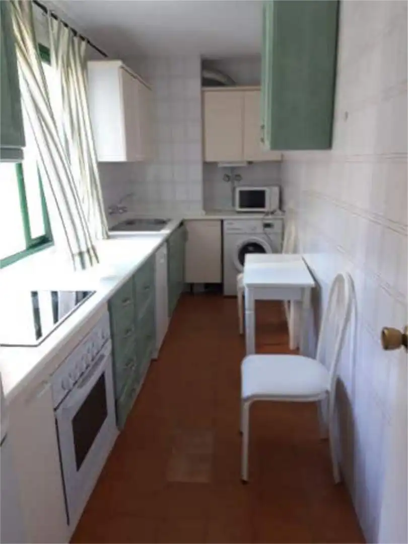 Cocina de Apartamento de alquiler en El Puerto de Santa María con Terraza y Piscina