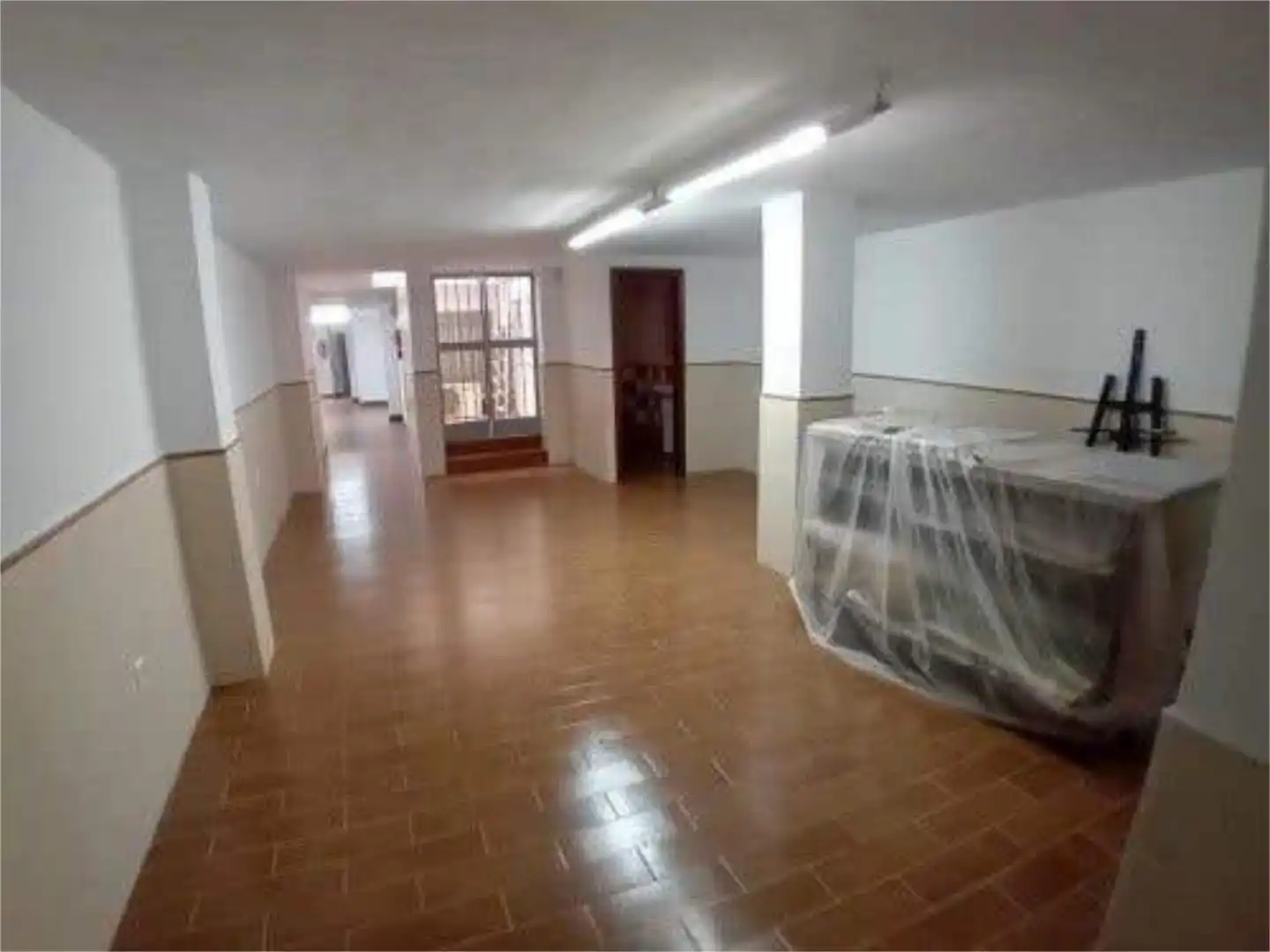 Casa adosada en venda a Centro Casa adosada en venda en Huelva amb Jardí privat