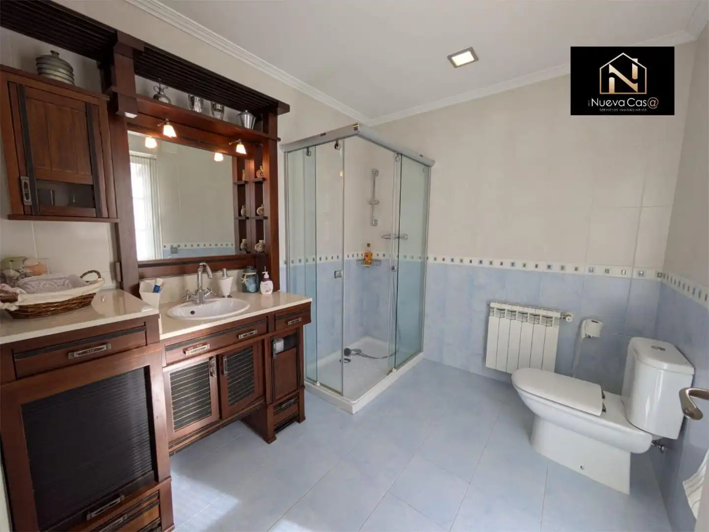 Piso en venta en N-111, 1350, Lardero Baño de Piso en venta en Lardero con Calefacción, Jardín privado y Parquet