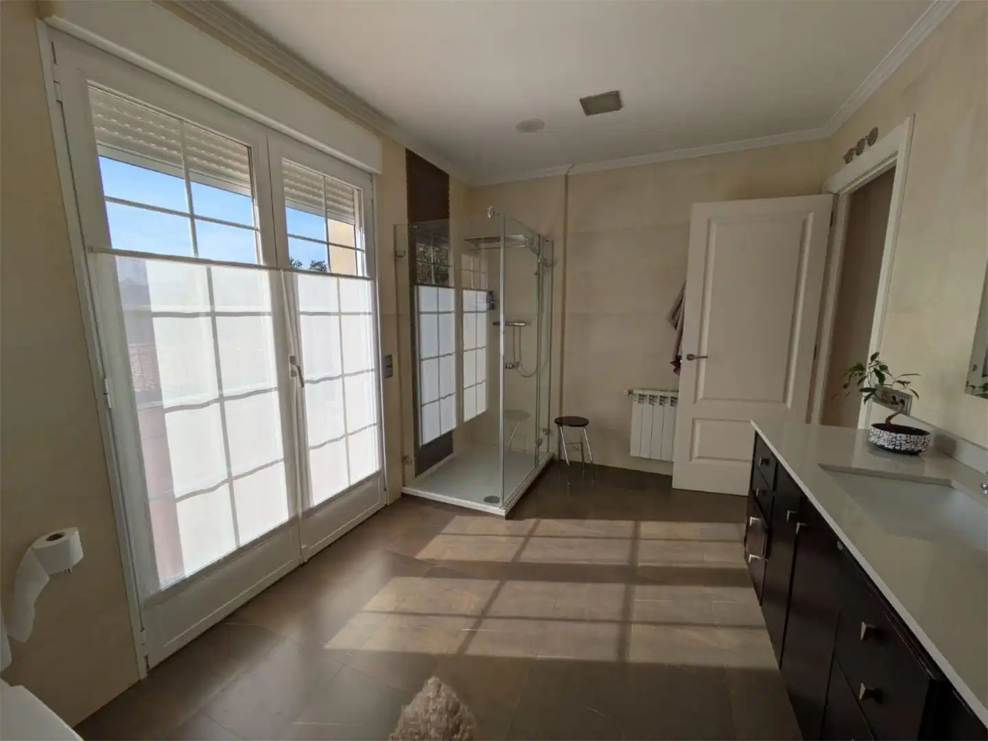 Piso en venta en N-111, 1350, Lardero Baño de Piso en venta en Lardero con Calefacción, Jardín privado y Parquet