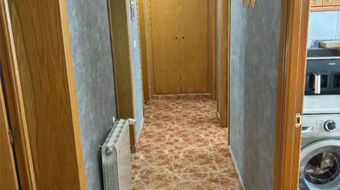 Foto 3 de Piso en venta en Calle Caldas de Reyes, 14, Valderas - Los Castillos, Alcorcón