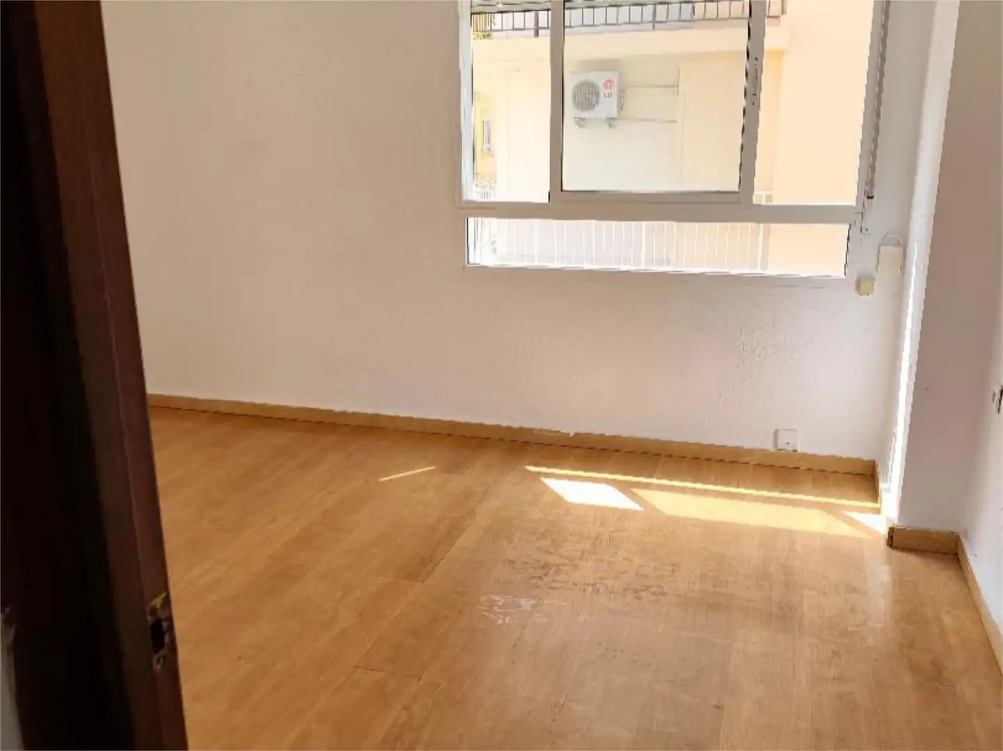 Bedroom of Flat for sale in  Valencia Capital  with Balcony