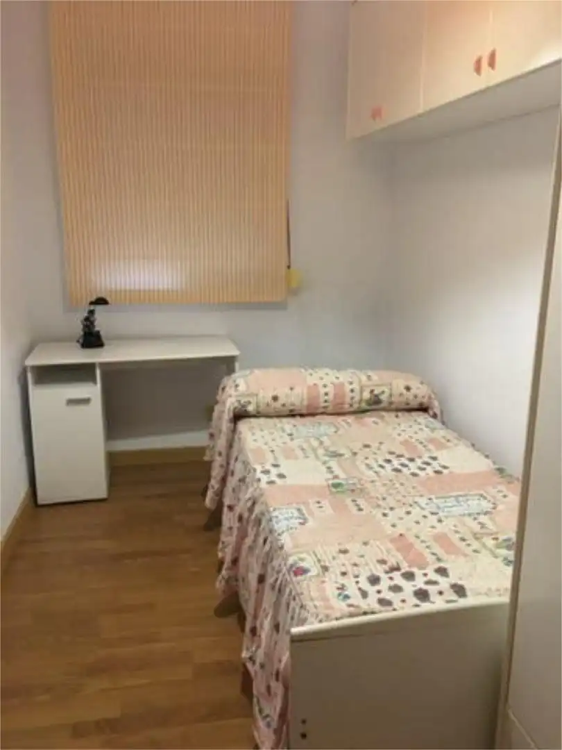 Bedroom of Flat for rent in Cáceres Capital