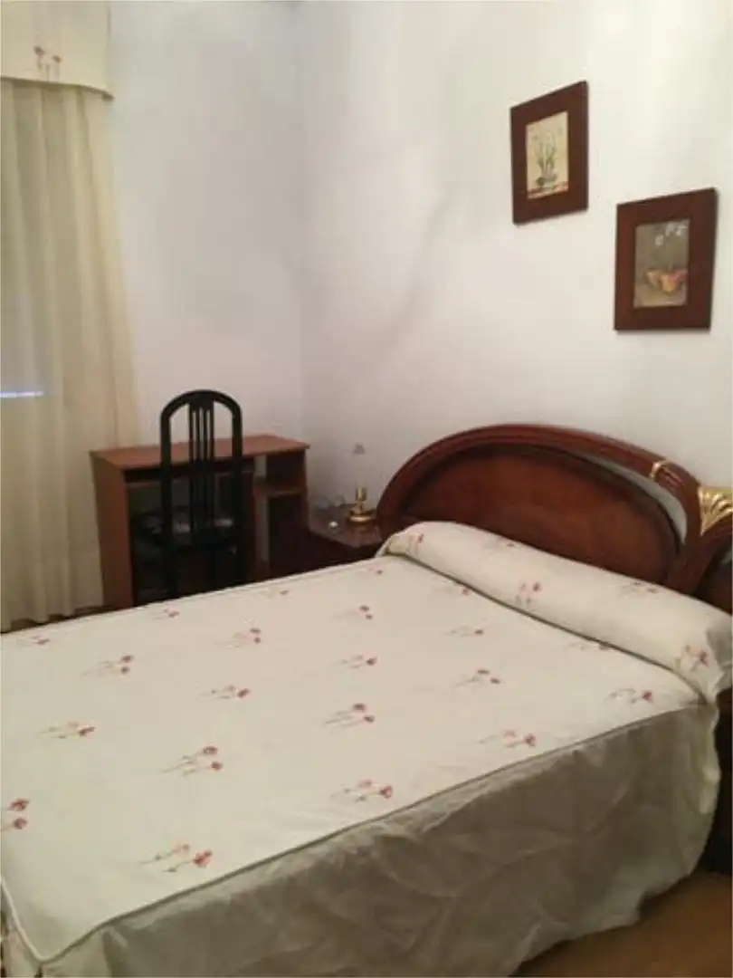 Bedroom of Flat for rent in Cáceres Capital
