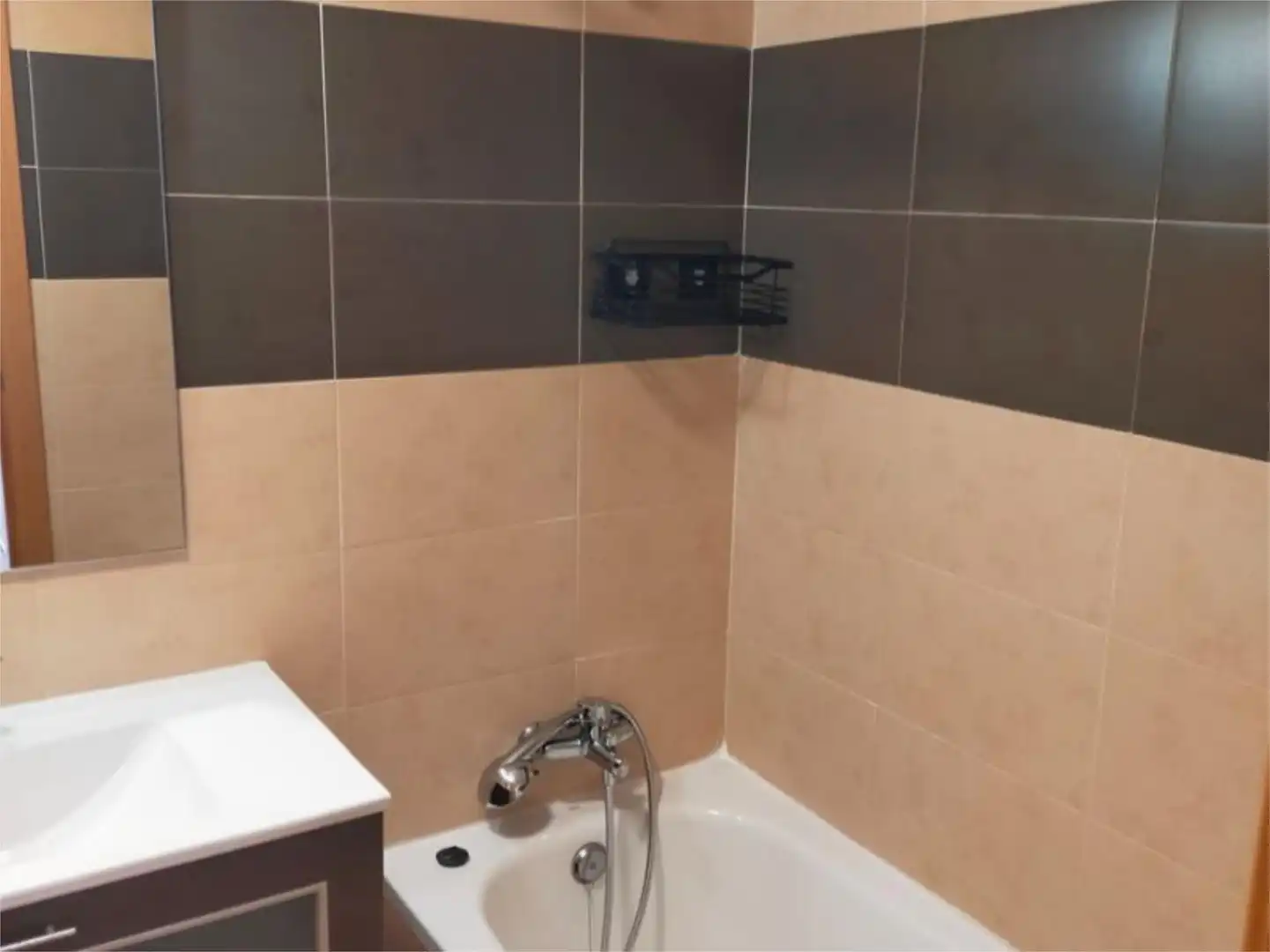Flat for rent in Travesía Camino Viejo, 5, Azucaica