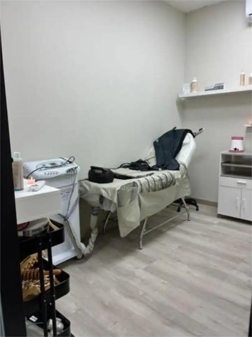 Commercial properties for rent in Valdezorras - El Gordillo Bedroom of Commercial properties for rent in Sevilla