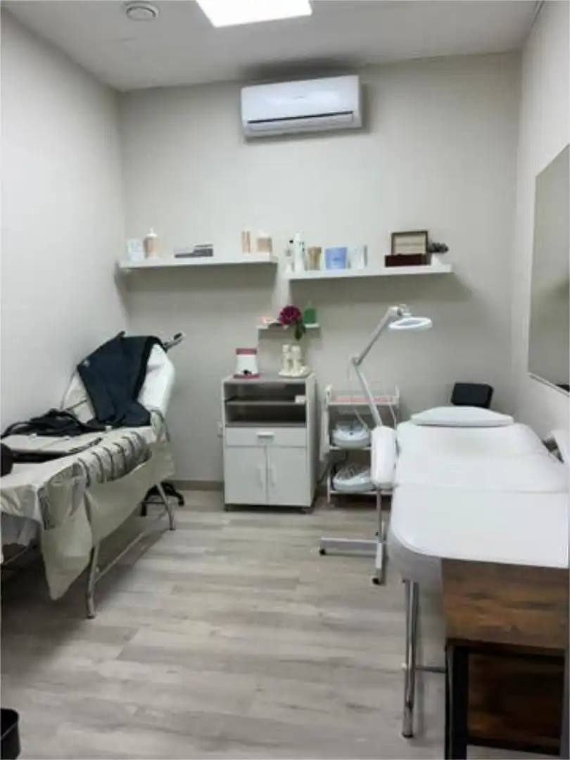 Commercial properties for rent in Valdezorras - El Gordillo Bedroom of Commercial properties for rent in Sevilla