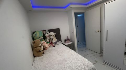 Foto 5 de Piso en venta en Calle Orfebre Cayetano González, 4, La Oliva, Sevilla Capital