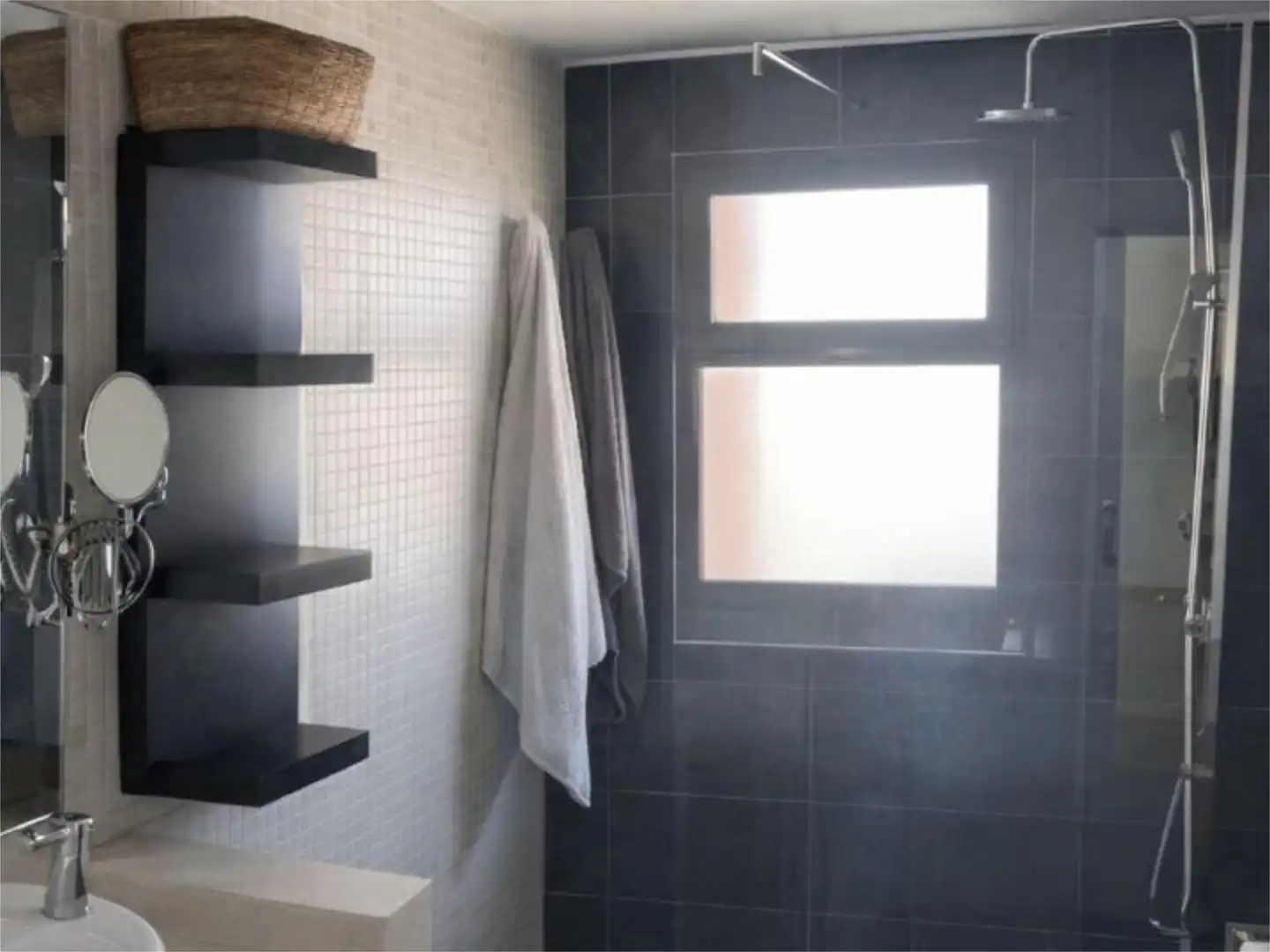 Baño de Ático en venta en Sant Joan Despí con Aire acondicionado, Calefacción y Terraza