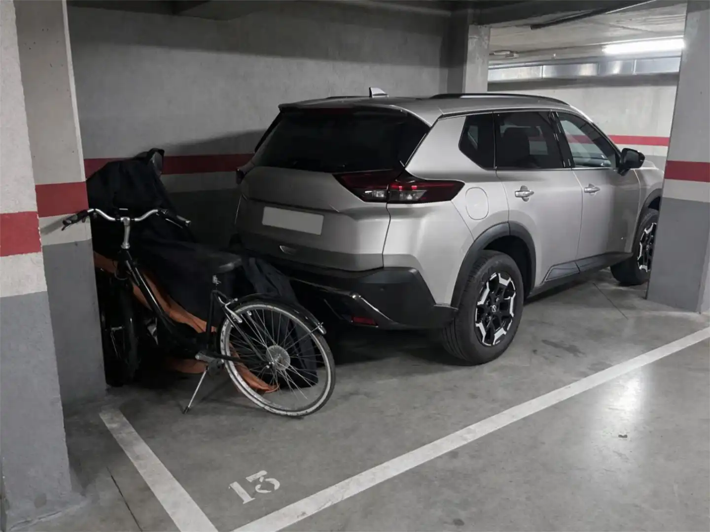 Parking de Ático en venta en Sant Joan Despí con Aire acondicionado, Calefacción y Terraza