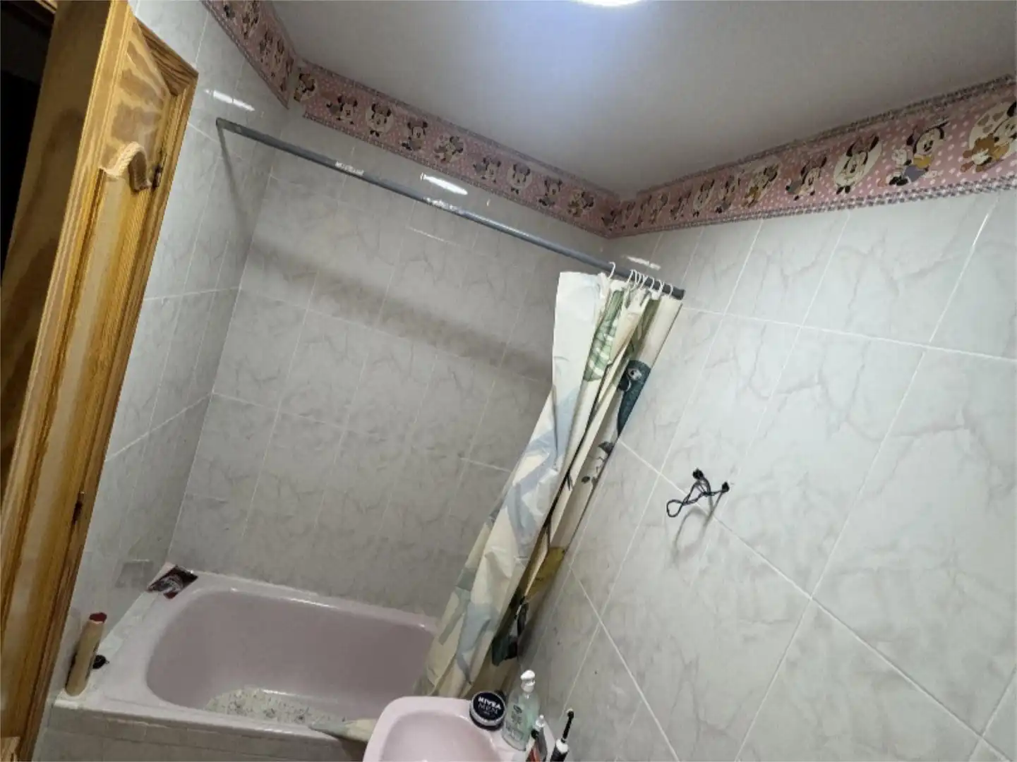Badezimmer von Wohnung zum Verkauf in Fortuna mit Klimaanlage und Balkon