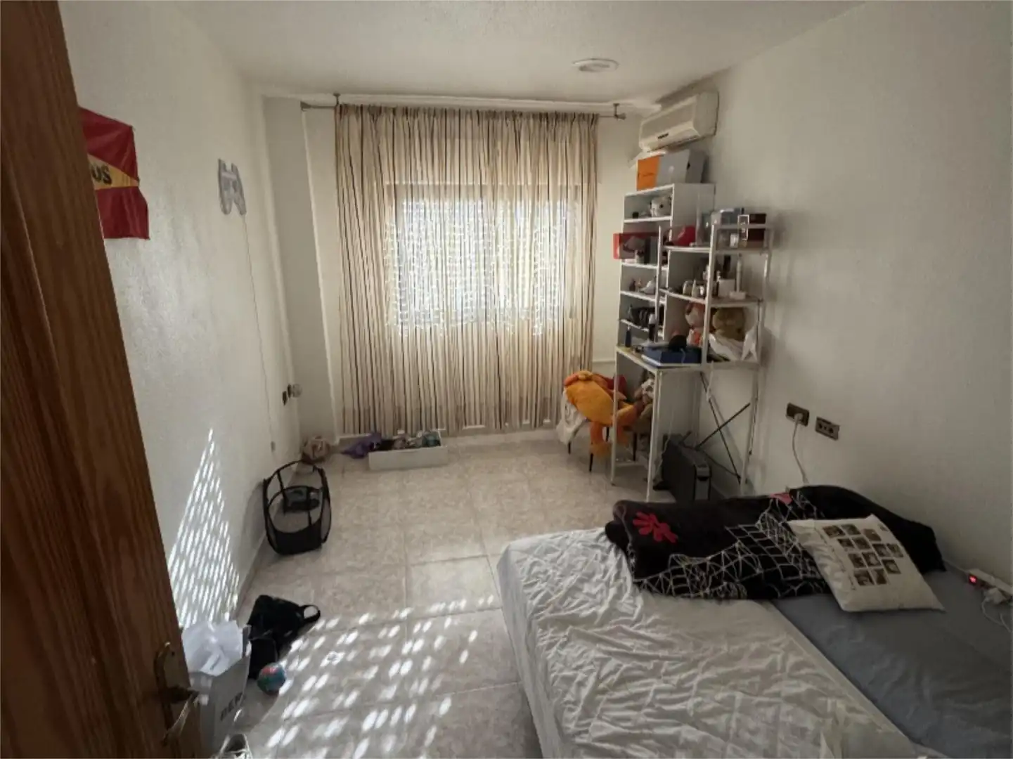 Schlafzimmer von Wohnung zum Verkauf in Fortuna mit Klimaanlage und Balkon