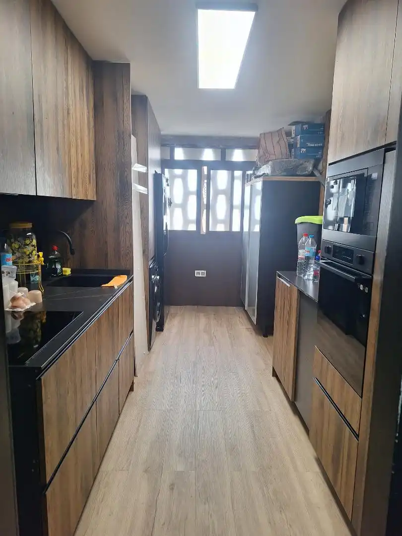 Pis en venda a Calle Deva, 10, Palma - Palmilla Cuina de Pis en venda en Málaga amb Aire condicionat i Parquet
