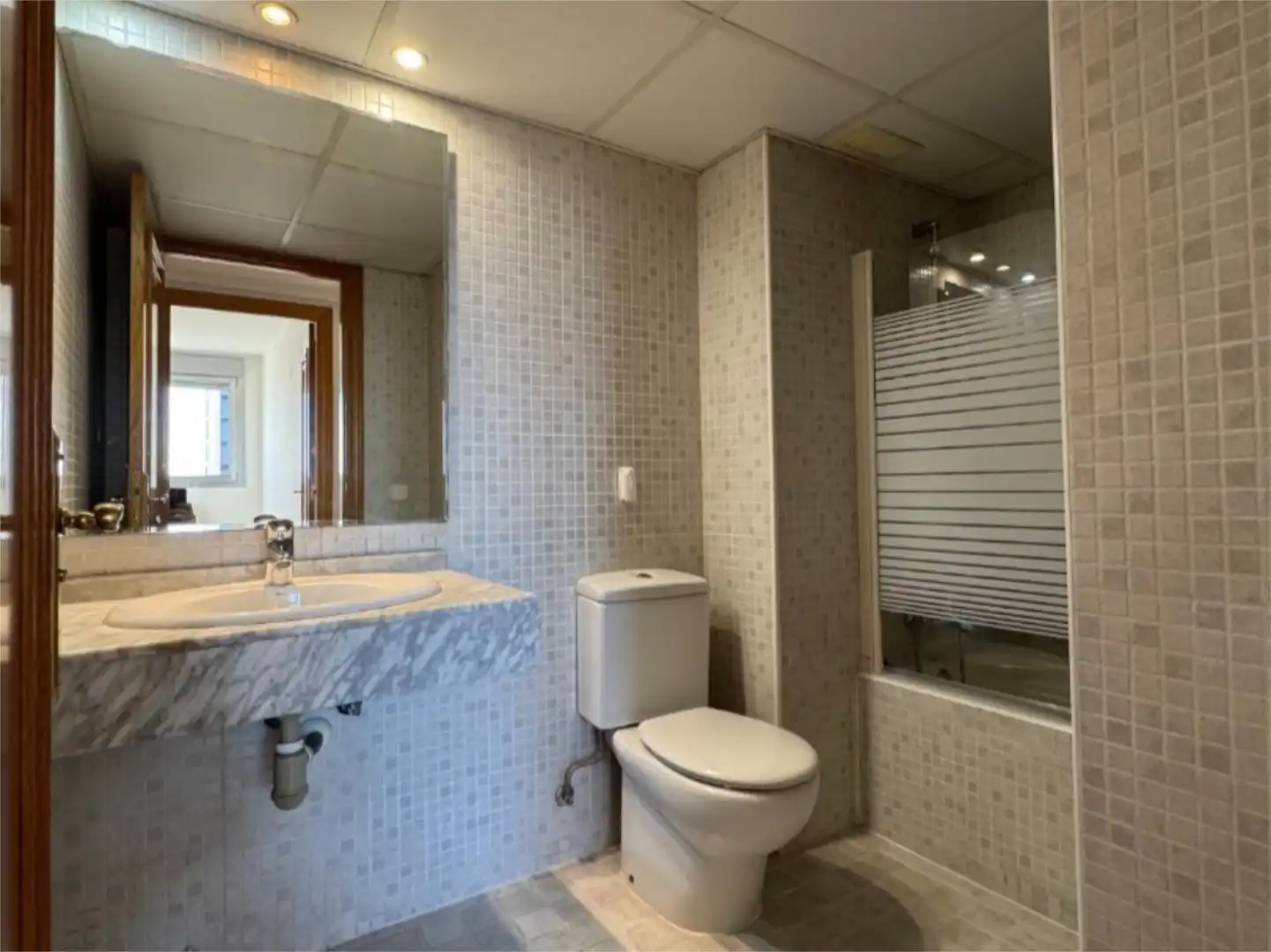 Flat for rent in Avenida de Gómez Laguna, 43, Romareda Flat for rent in Avenida de Gómez Laguna, 43, Romareda