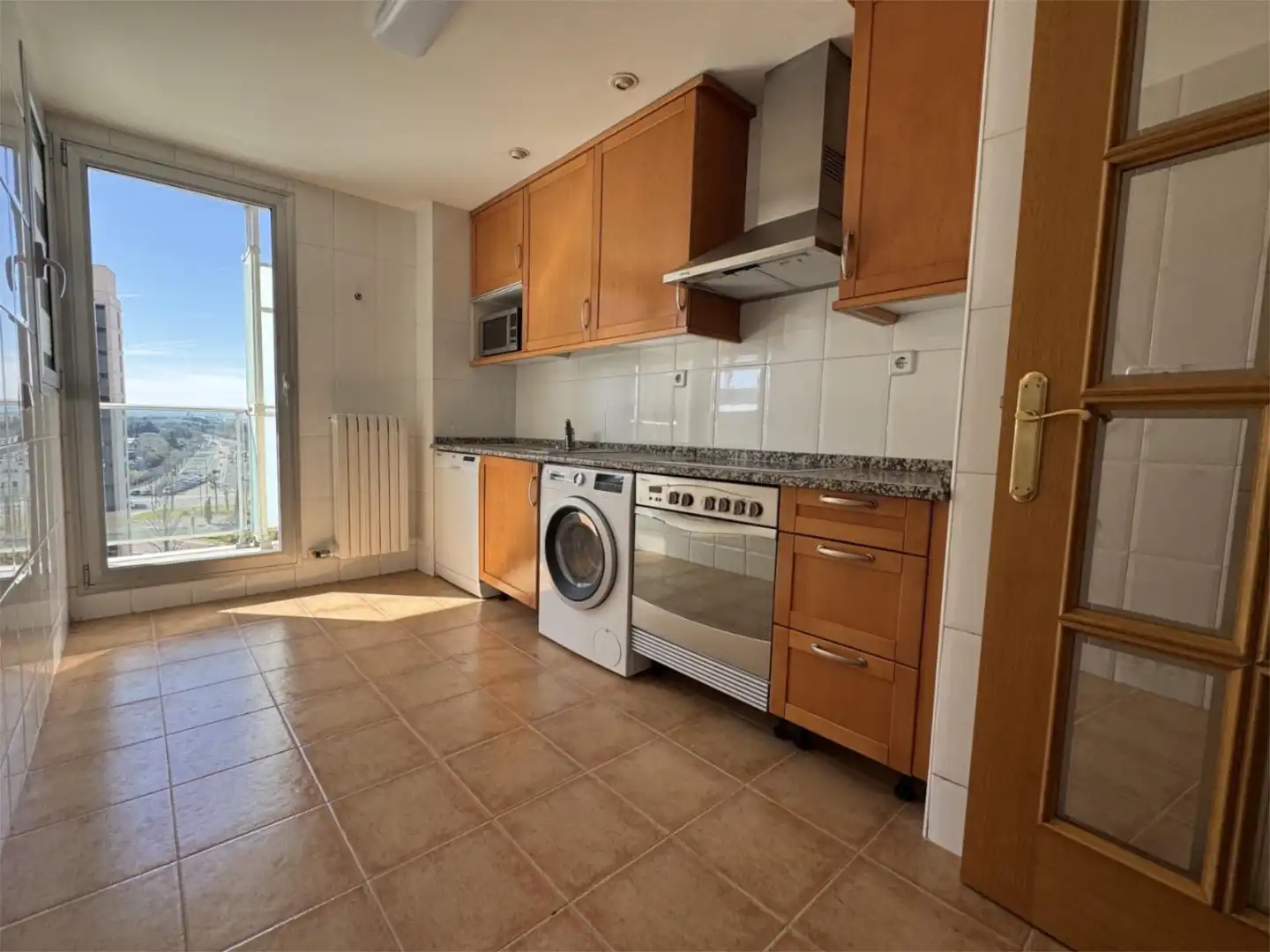 Flat for rent in Avenida de Gómez Laguna, 43, Romareda Flat for rent in Avenida de Gómez Laguna, 43, Romareda