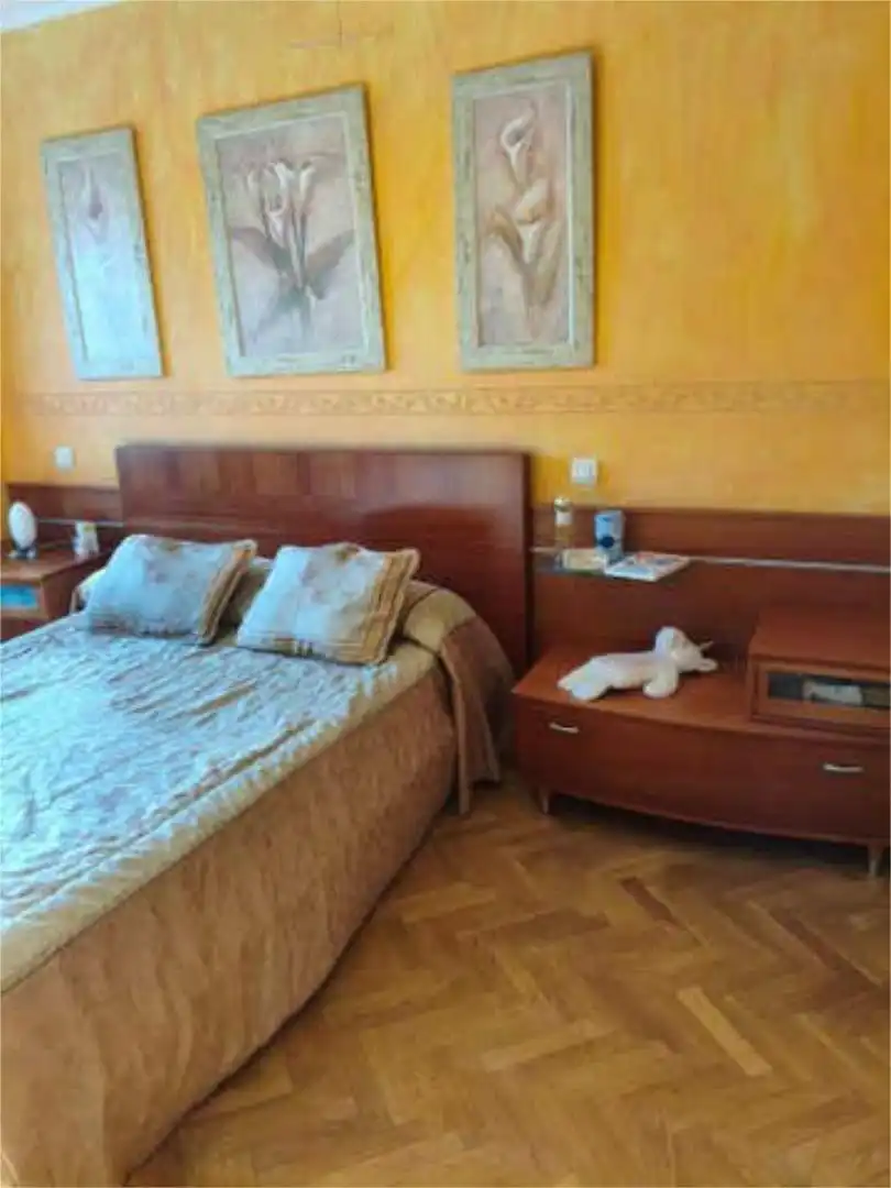 Piso en venta en El Puerto Habitación de Piso en venta en Coslada con Calefacción, Jardín privado y Trastero