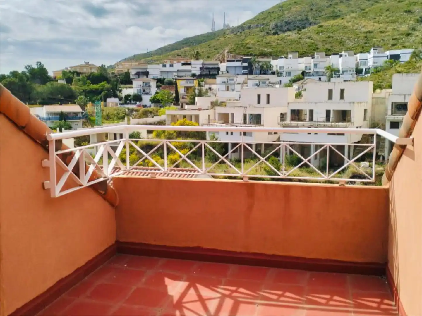 Terrasse von Wohnung zum Verkauf in Chiva mit Klimaanlage, Heizung und Privatgarten