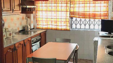 Foto 2 de Piso en venta en Calle Párroco Antonio Gómez Villalobos, 152, El Cerro, Sevilla Capital