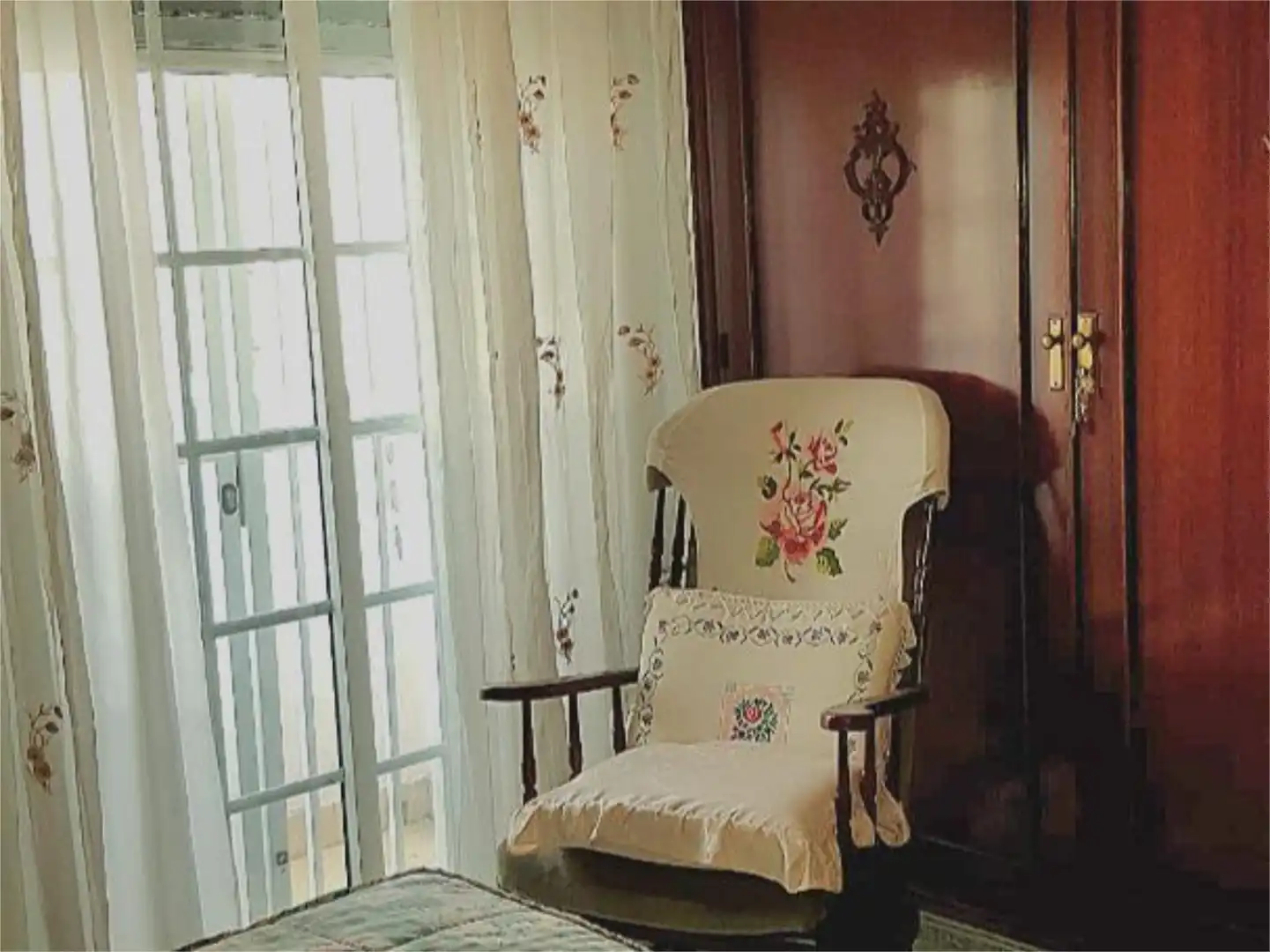 Flat for sale in Calle Párroco Antonio Gómez Villalobos, 152, El Cerro Bedroom of Flat for sale in Sevilla with Air Conditioner, Terrace and Furnished