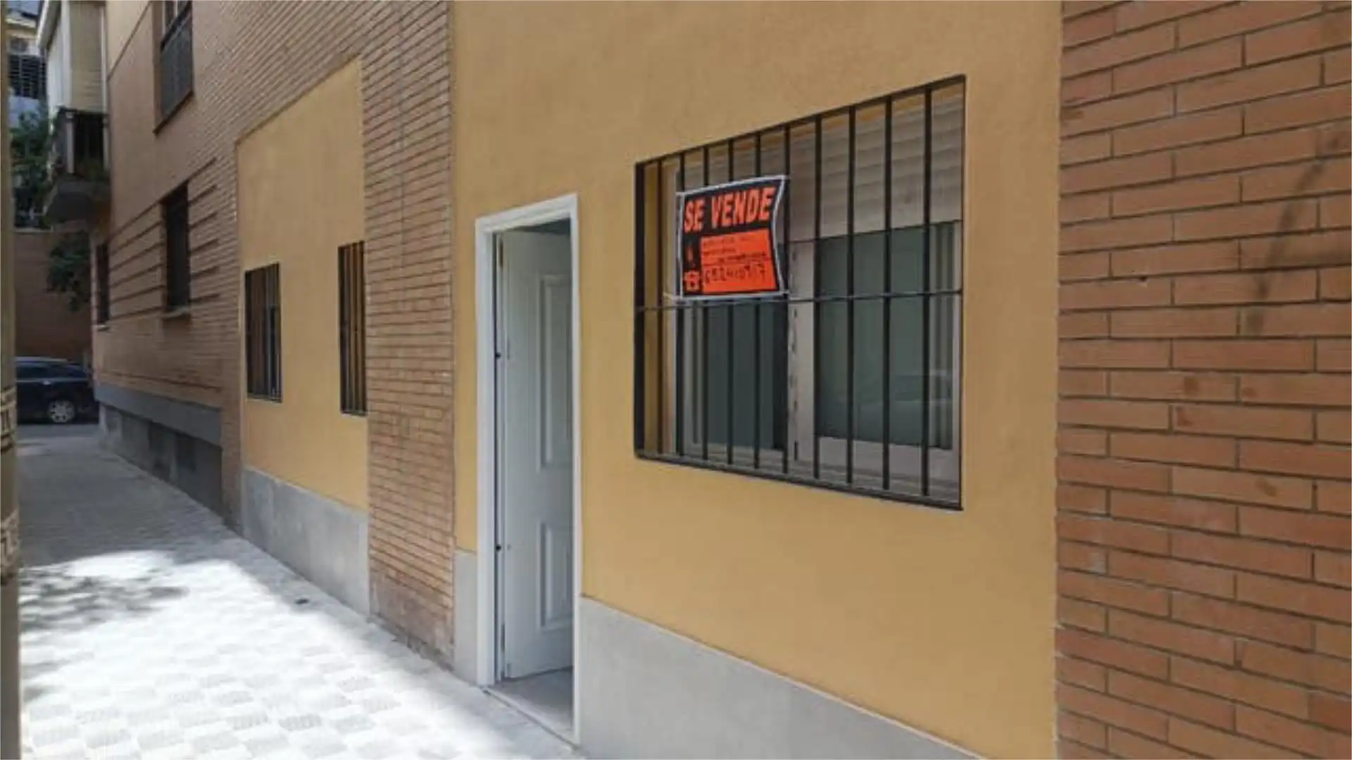 Vista exterior de Piso en venta en  Sevilla Capital