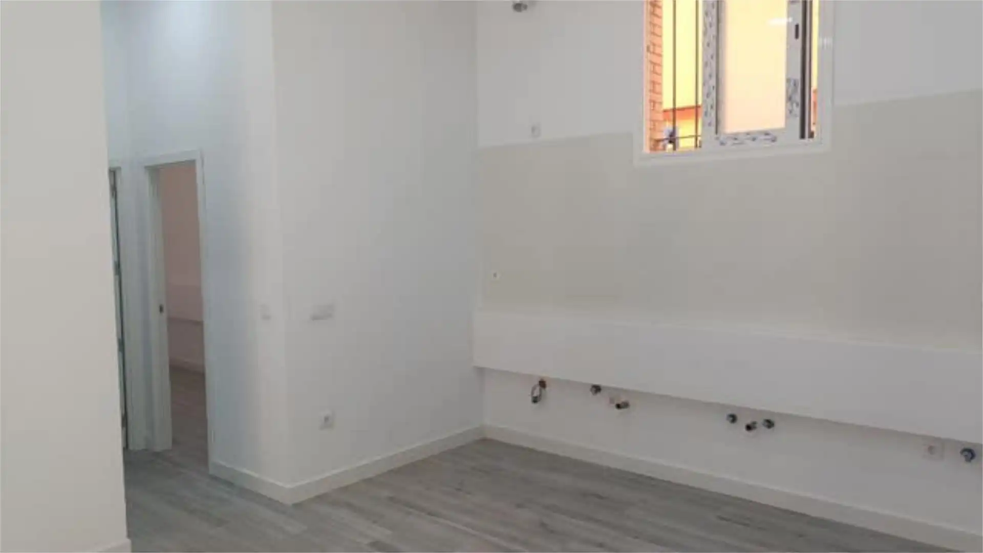 Piso en venta en Pino Montano - Consolación Habitación de Piso en venta en Sevilla