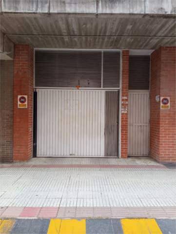 Garaje en Alquiler en Mendebaldea - Ermitagaña