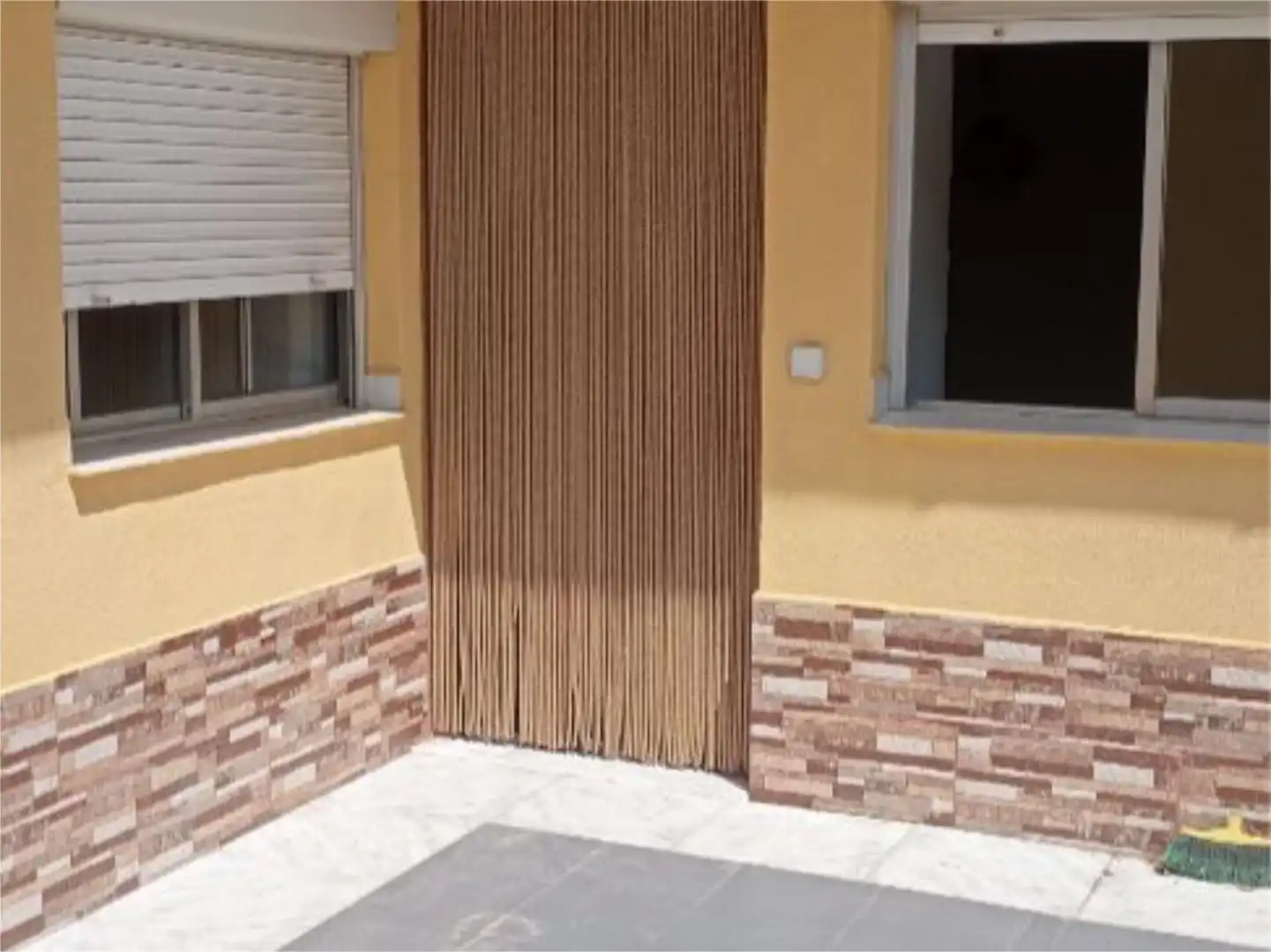 Vista exterior de Casa o xalet de lloguer en  Zaragoza Capital amb Terrassa
