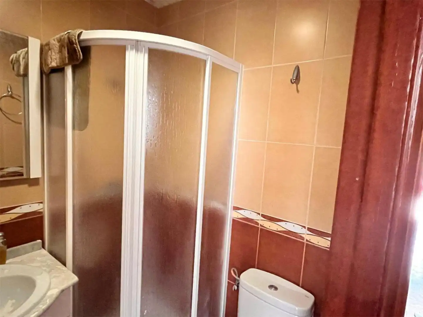 Flat for sale in Calle Altas del Sur, 94, Jabalquinto Bathroom of Flat for sale in Jabalquinto with Furnished and Balcony
