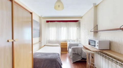 Foto 2 von Zimmer in Calle Luis Alberdi, 12, Gamonal - San Bruno - G9, Burgos Capital