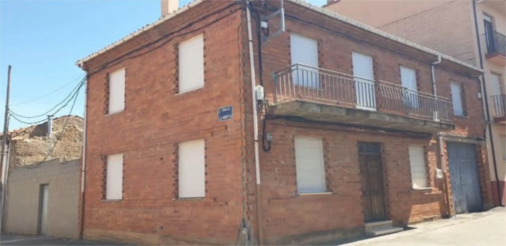 Vista exterior de Casa o chalet en venta en Cimanes del Tejar con Jardín privado