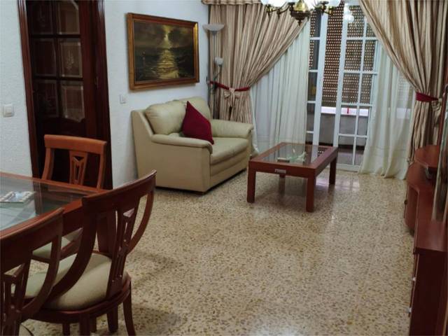 Piso en Venta en Barriada de San Diego, 26 en Pino Montano - Consolación
