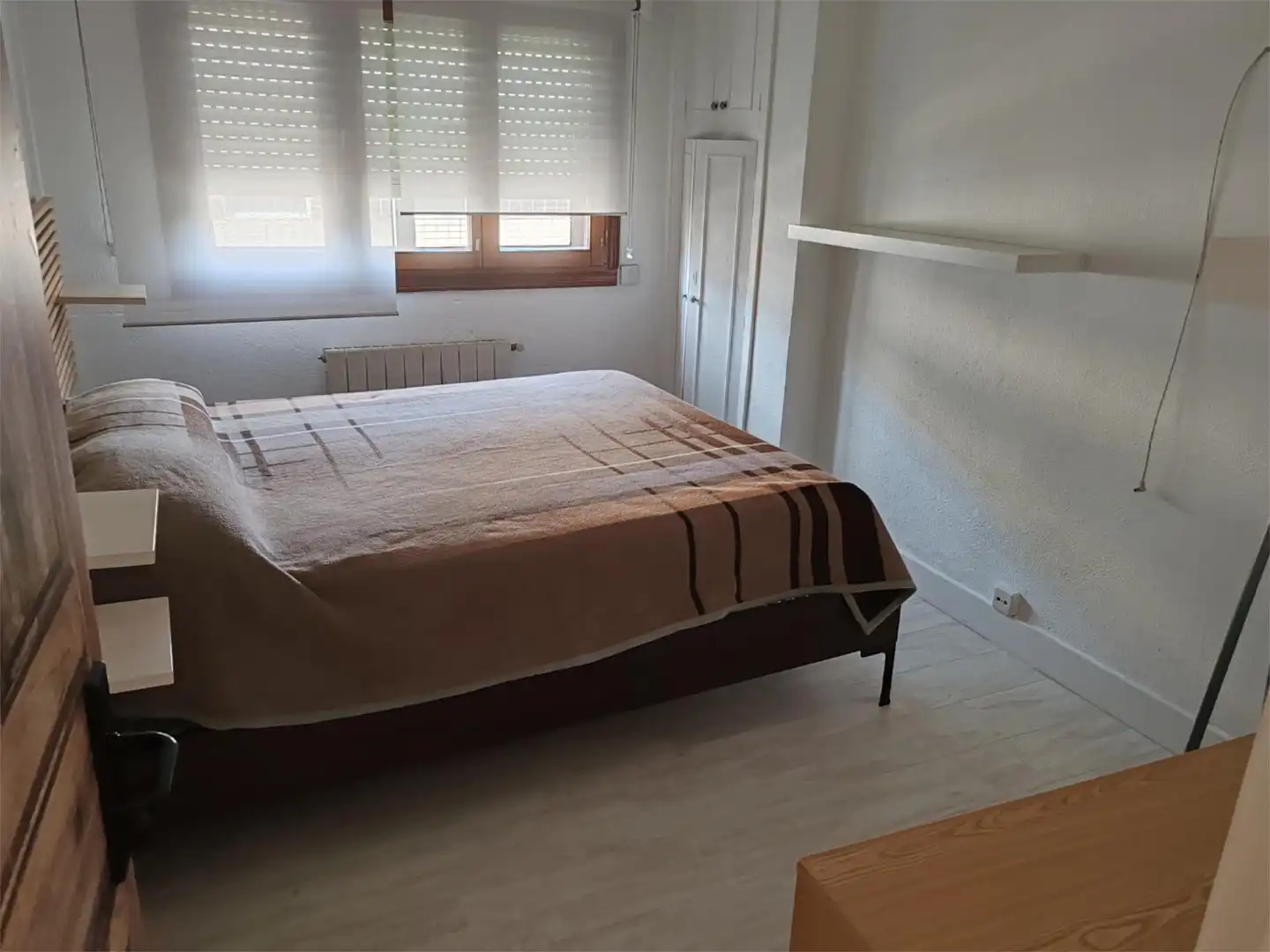 Room in Iparragirre Etorbidea, 72, Centro Urbano - Hirigunea Bedroom of Flat for share in Leioa