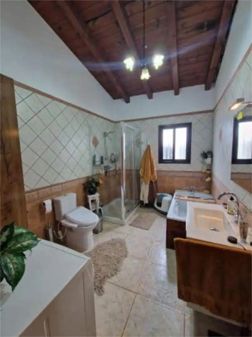 Houses for sale in Chío Bathroom of Houses for sale in Guía de Isora with Terrace and Swimming Pool