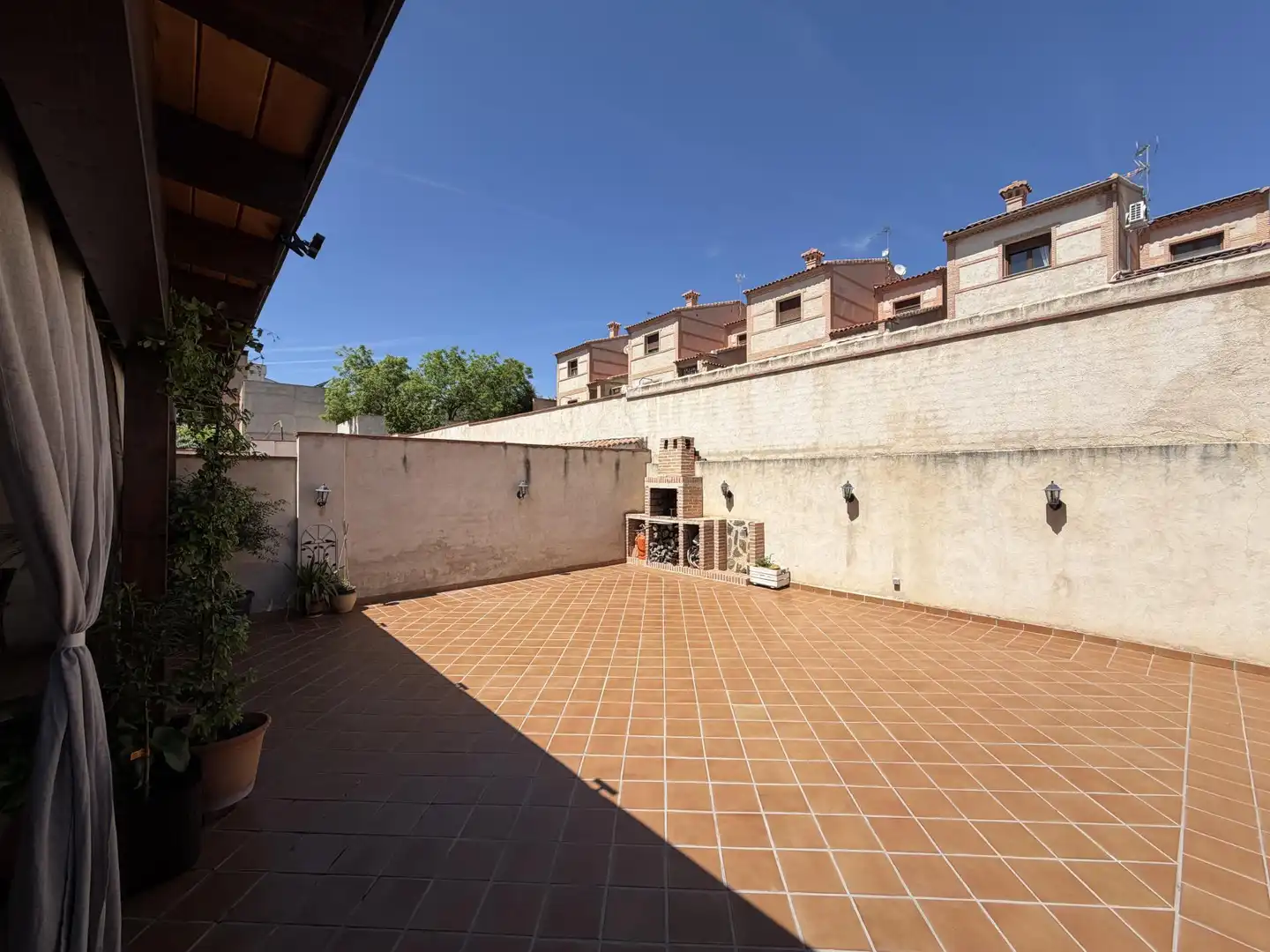 Casa adosada en venda a Calle Río de Janeiro, 9, Gálvez Terrassa de Casa adosada en venda en Gálvez amb Calefacció, Jardí privat i Terrassa