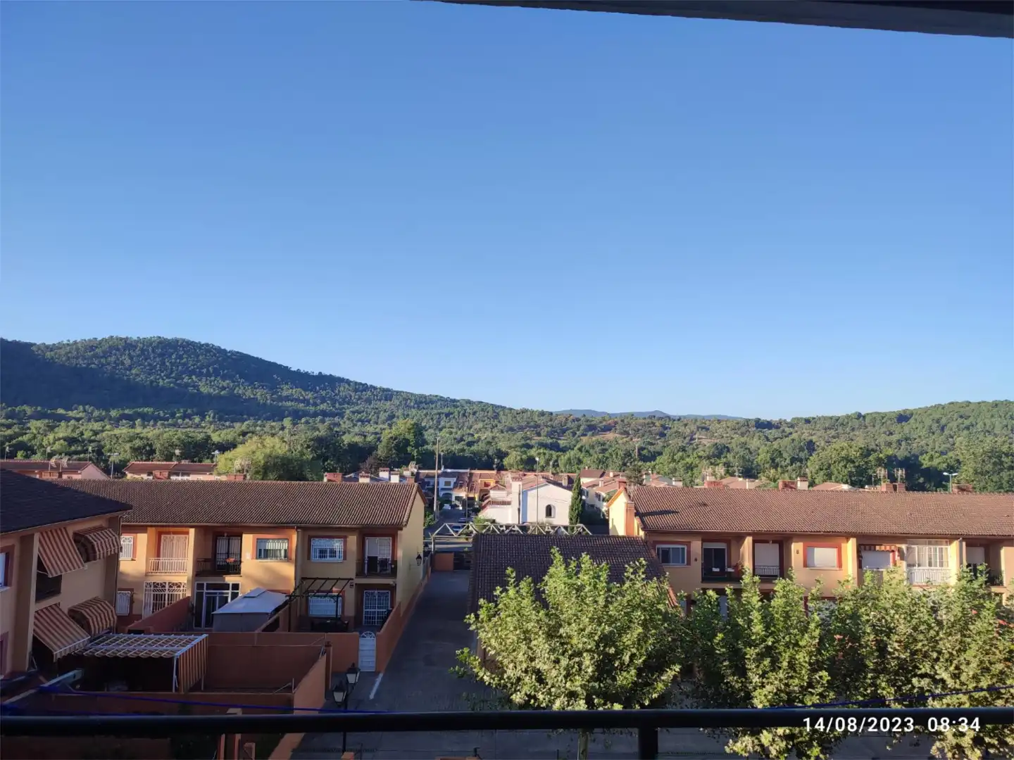 Vista exterior de Piso en venta en Santa María del Tiétar con Terraza, Amueblado y Horno