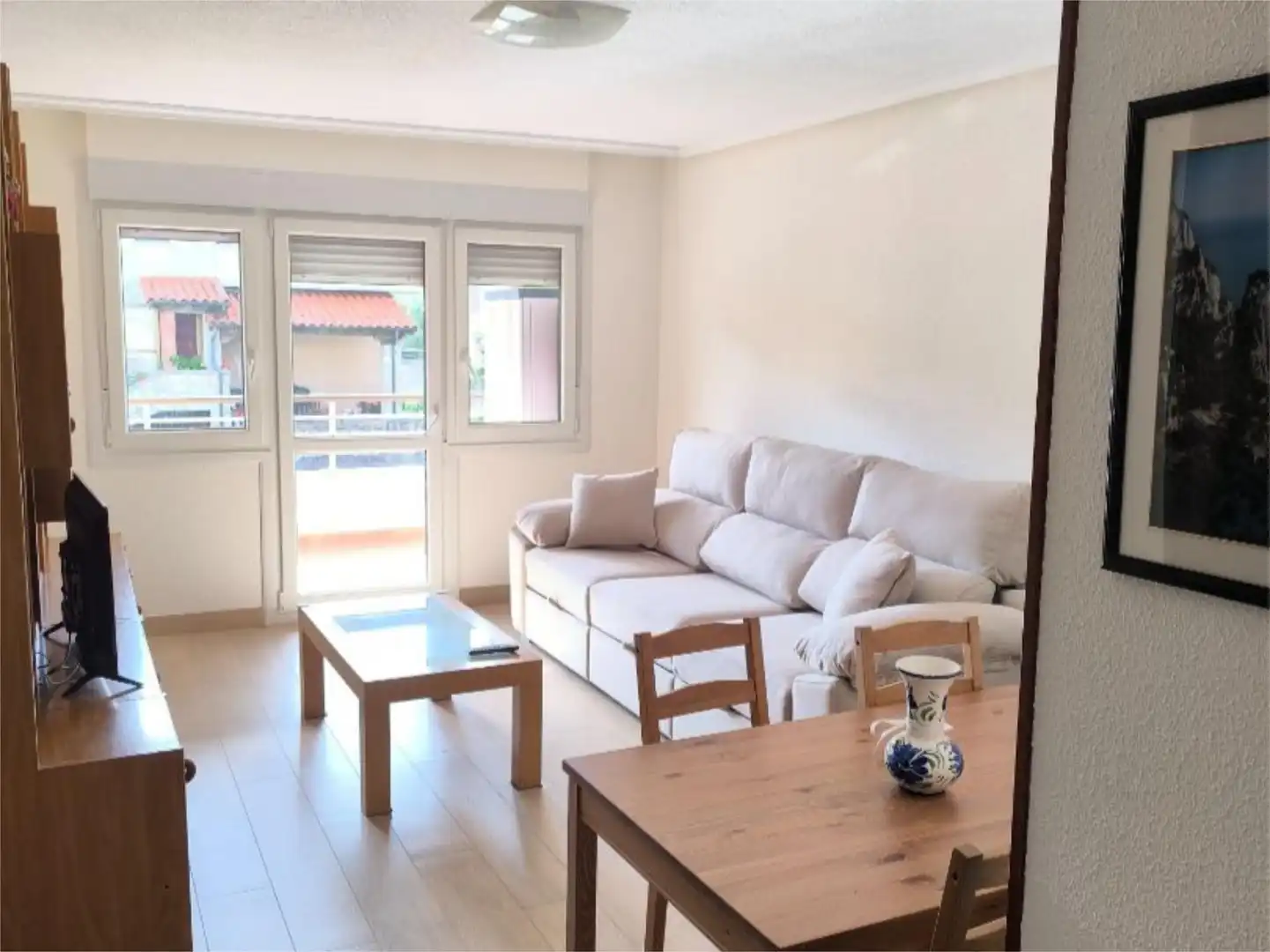 Flat for rent in Playa De Berria, 24, Santoña Flat for rent in Playa De Berria, 24, Santoña
