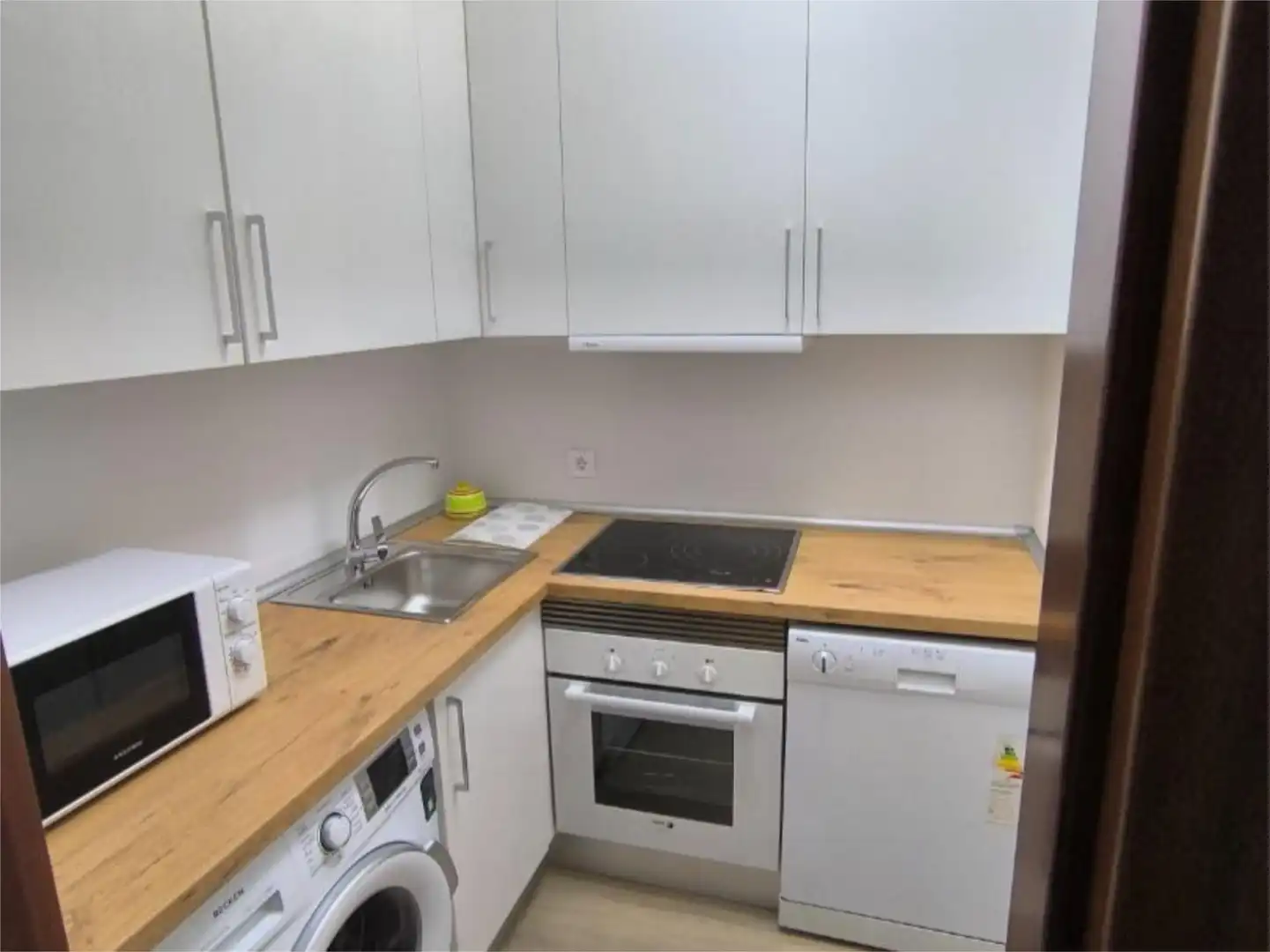 Flat for rent in Playa De Berria, 24, Santoña Flat for rent in Playa De Berria, 24, Santoña