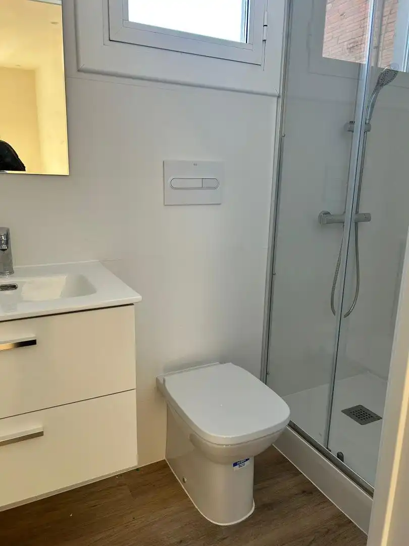 Ático en venta en Carrer del General Weyler, 76, Progrés - Pep Ventura Baño de Ático en venta en Badalona con Aire acondicionado