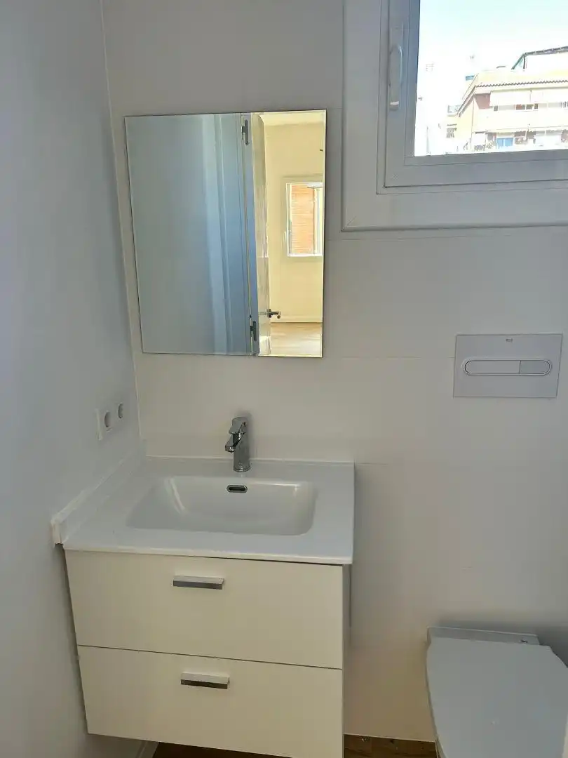 Ático en venta en Carrer del General Weyler, 76, Progrés - Pep Ventura Baño de Ático en venta en Badalona con Aire acondicionado