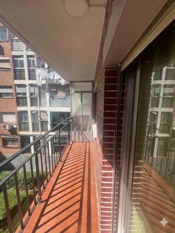Piso en Venta en Calle de Villafuerte, 33 en Los Rosales