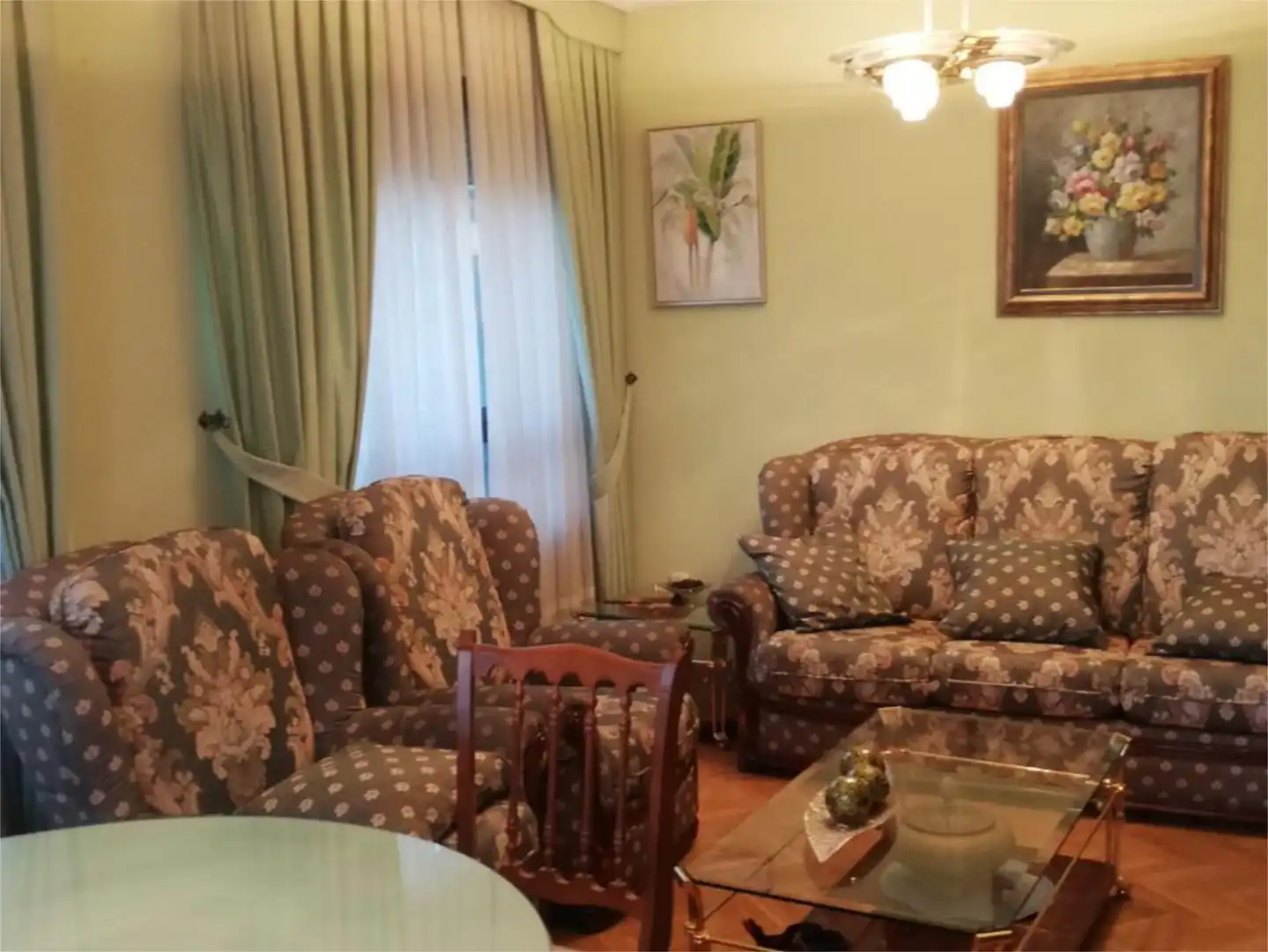 Piso en venta en Calle Escuelas, 1, Prosperidad - Delicias Sala de estar de Piso en venta en Salamanca Capital