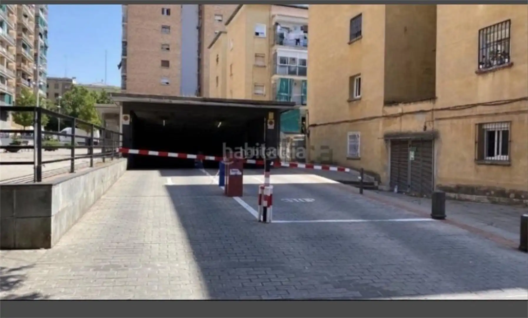 Garaje de alquiler en Carrer de Valldemossa, 62, Porta Parking de Garaje de alquiler en Barcelona